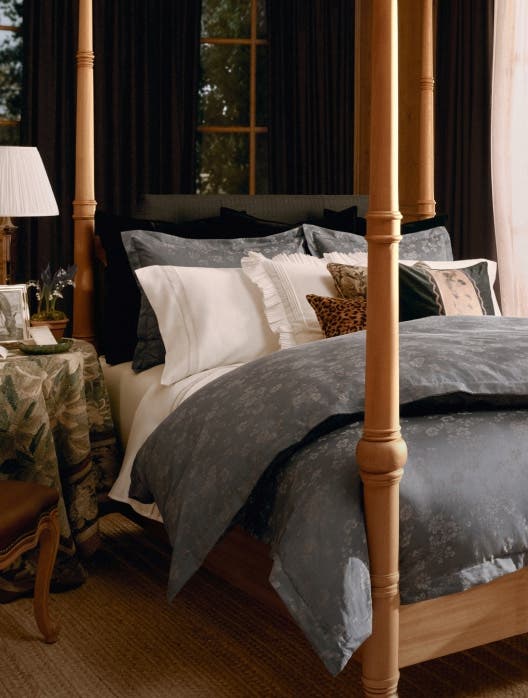 Saddlebrook Bedding